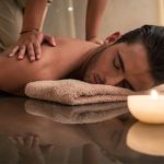 Business Trip Massage: How to stay calm and relaxed during travel?
